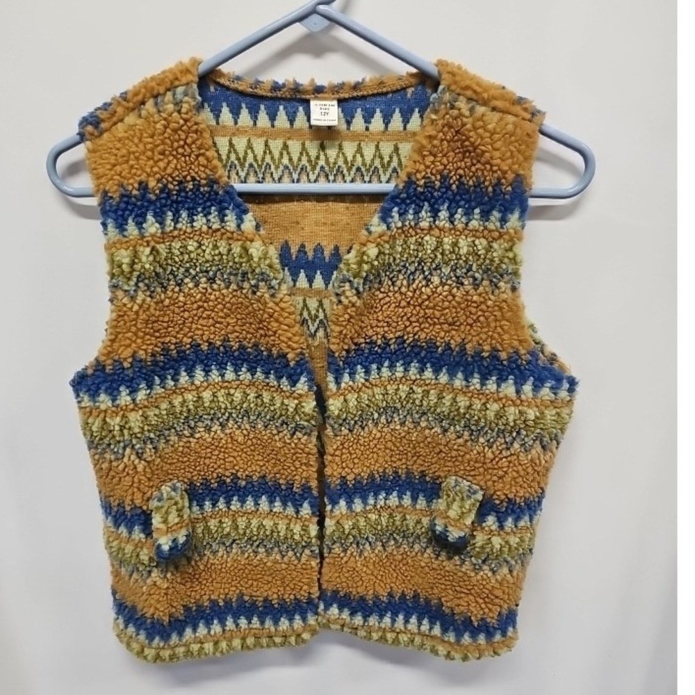 SHEIN Girls Sherpa Fleece Vest Size 12Y‎ Blue Yellow Fair Isle Geometric Borg